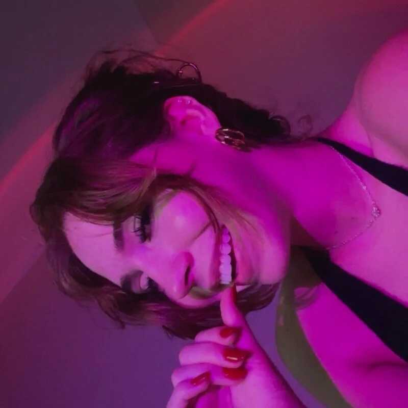 Aneruivinhaa — FansOnlyX creator profile