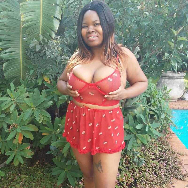 HornnyBabe35 — FansOnlyX creator profile
