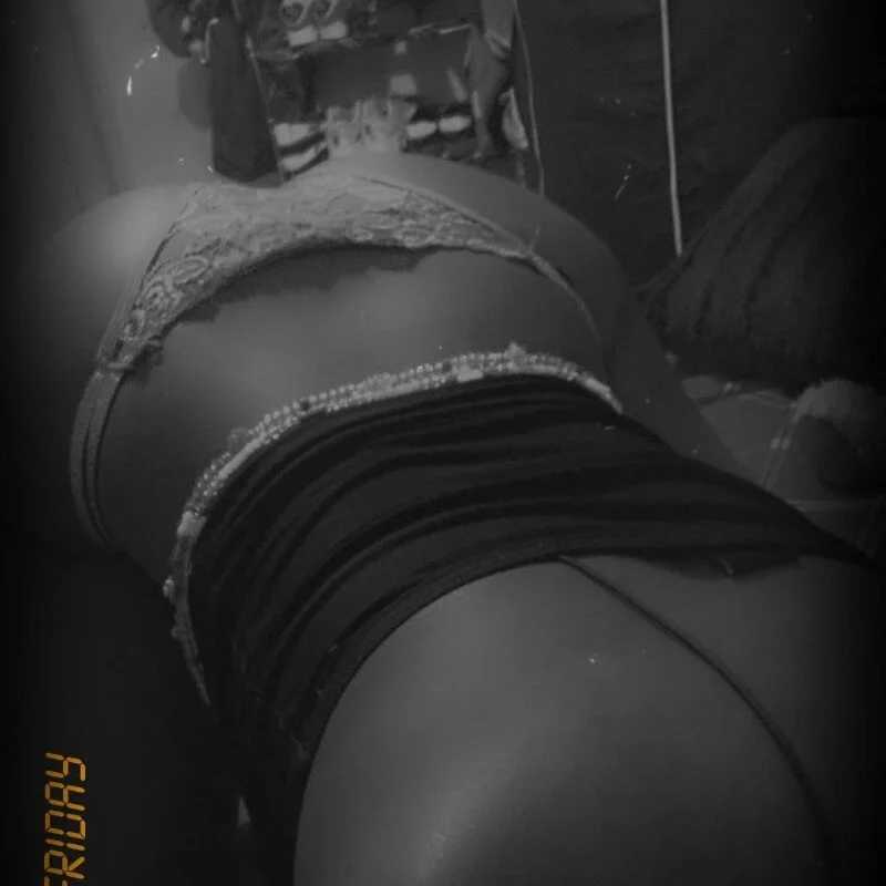 slim_dolls22 — FansOnlyX creator profile