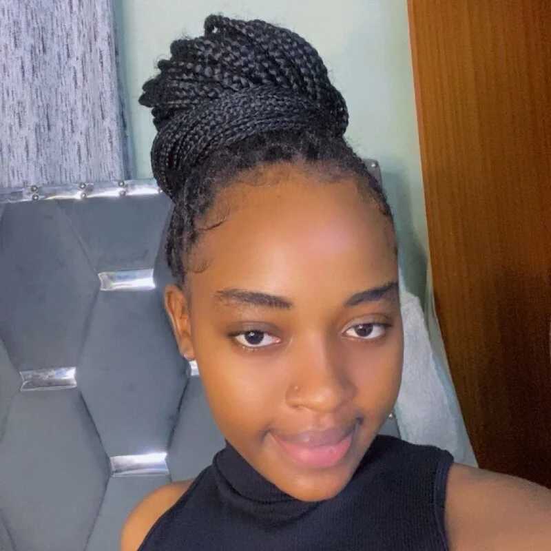 pretty_miss12 — FansOnlyX creator profile