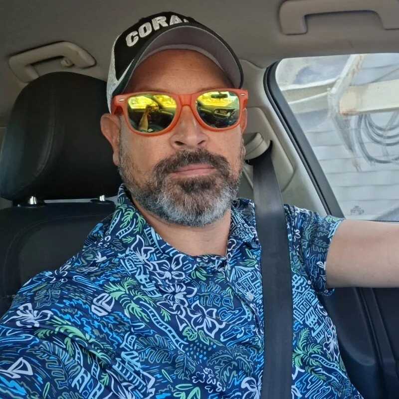 troncoxxxo — FansOnlyX creator profile