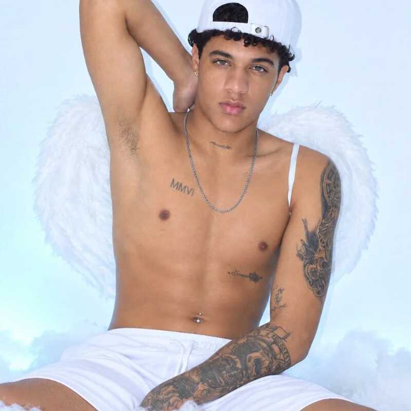 _Thiago12 — FansOnlyX creator profile