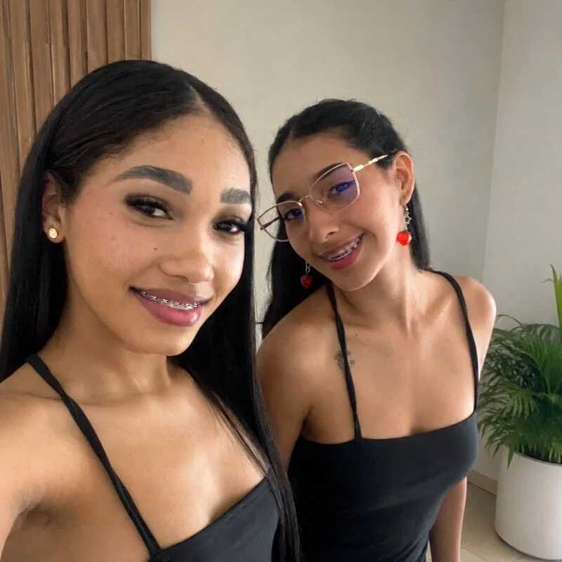 skinny_sisters — FansOnlyX creator profile