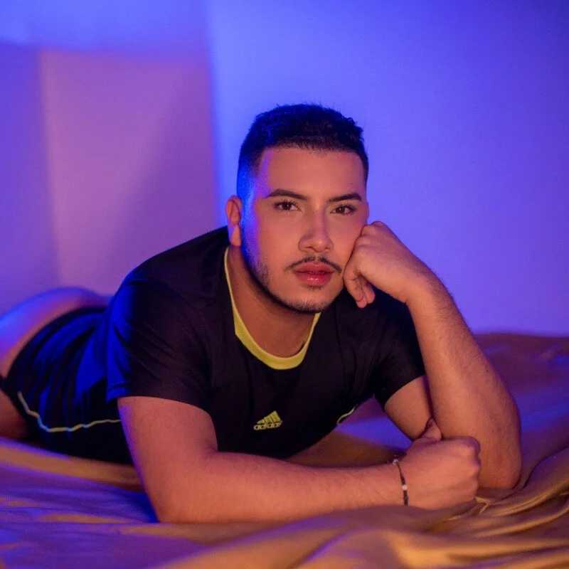 Axel_grey_ — FansOnlyX creator profile