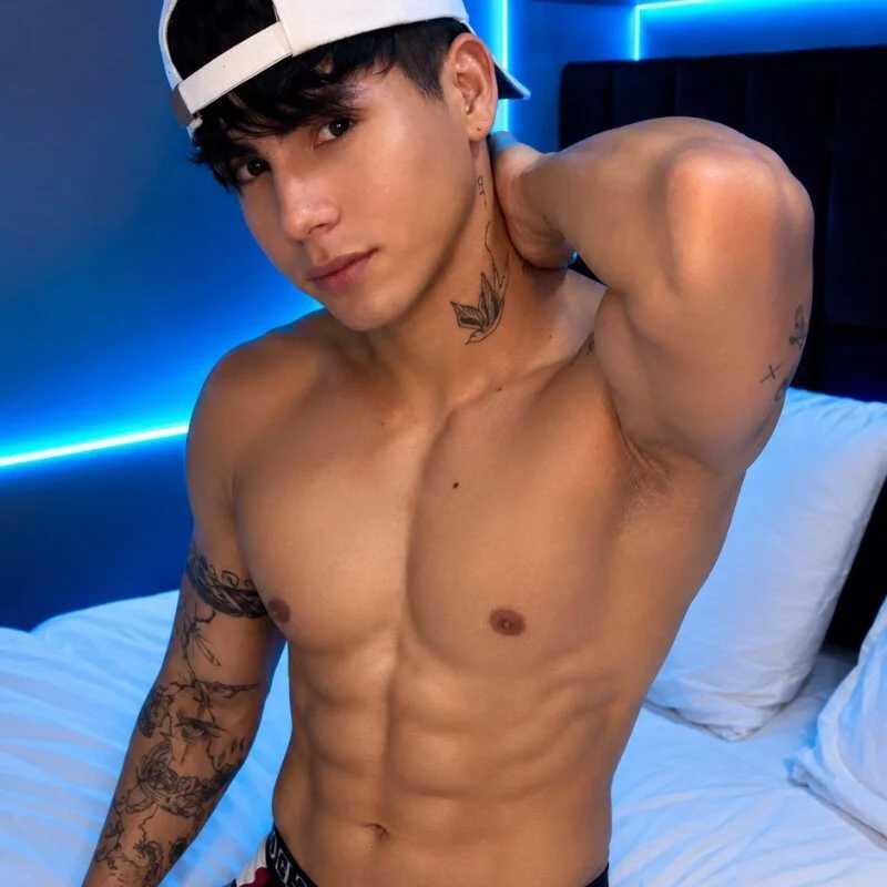 Tayson_Rivers — FansOnlyX creator profile