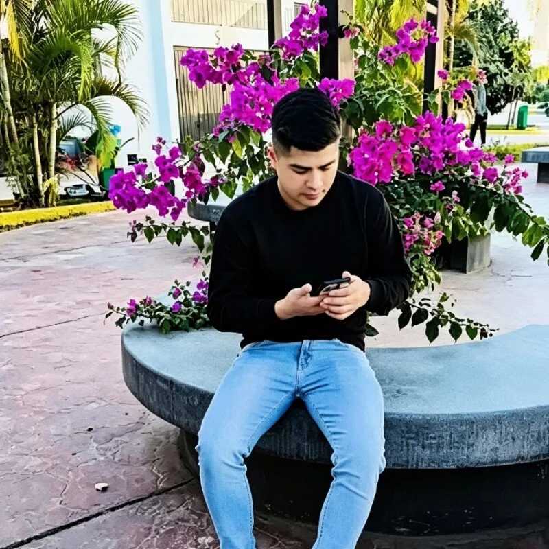 Abiel18 — FansOnlyX creator profile
