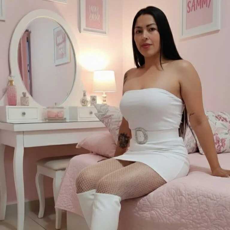 JustSamantha_ — FansOnlyX creator profile