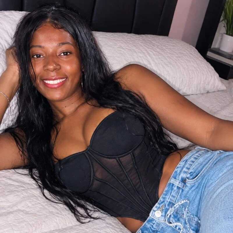 Antonella_213 — FansOnlyX creator profile