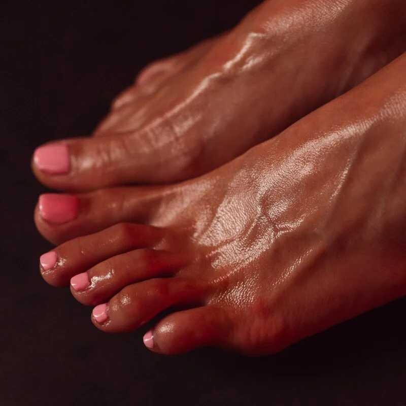 FeetVibe — FansOnlyX creator profile