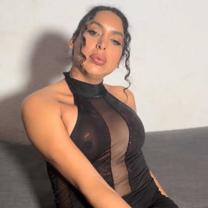 Melina_lareinax — FansOnlyX creator profile