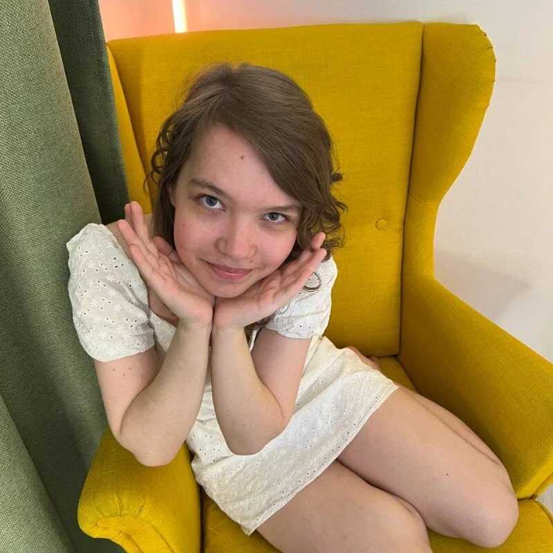 LiaBroock — FansOnlyX creator profile