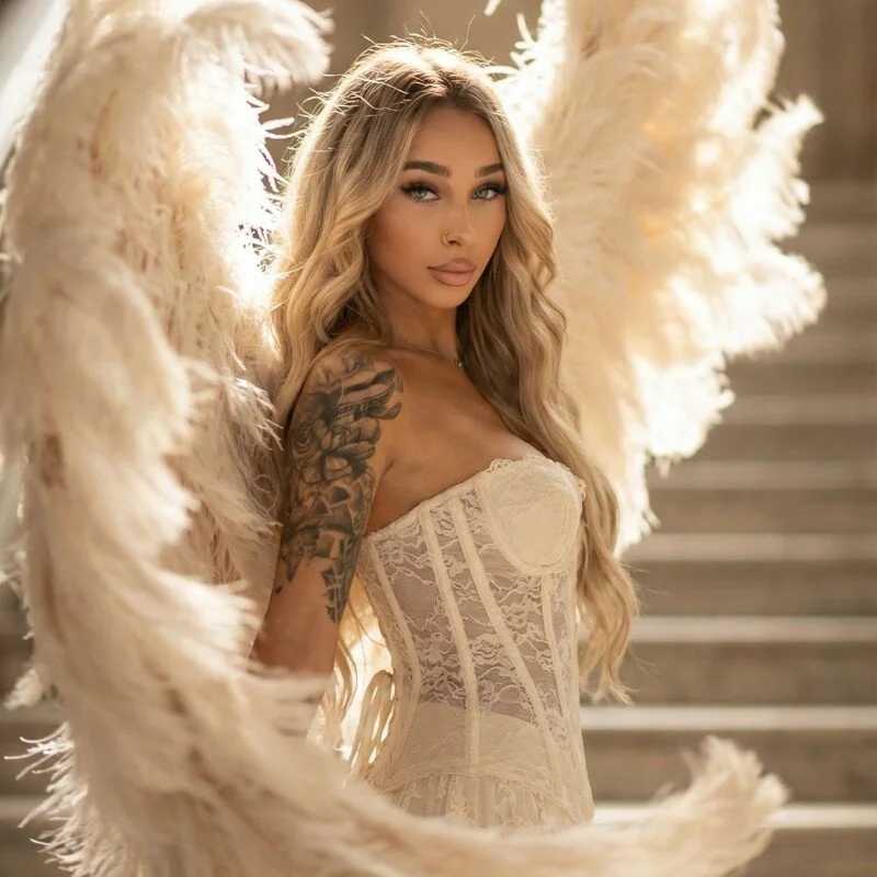 ChristynaRoss — FansOnlyX creator profile