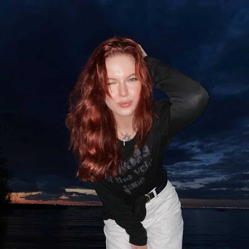 AliceRedTailed — FansOnlyX creator profile