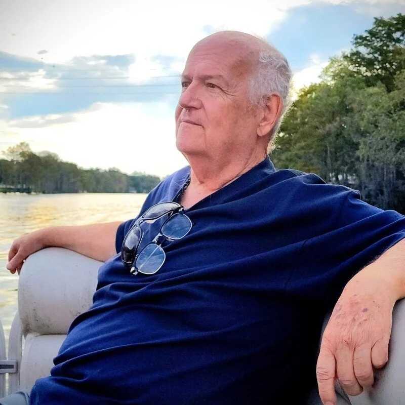 mcwire9 — FansOnlyX creator profile