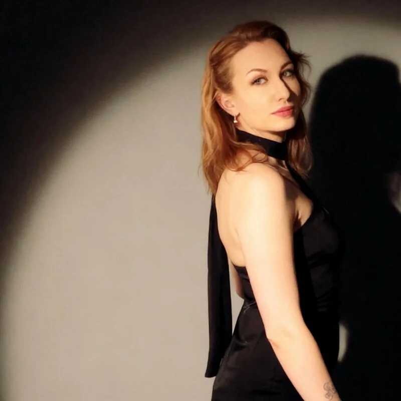 ElenaVossX — FansOnlyX creator profile