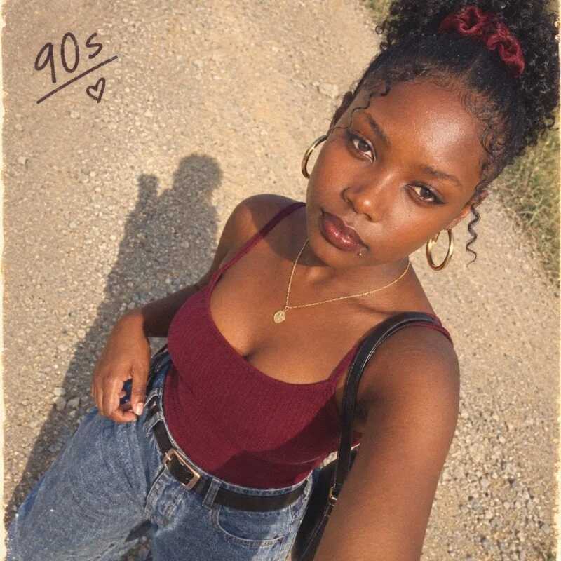 luxe-nira — FansOnlyX creator profile