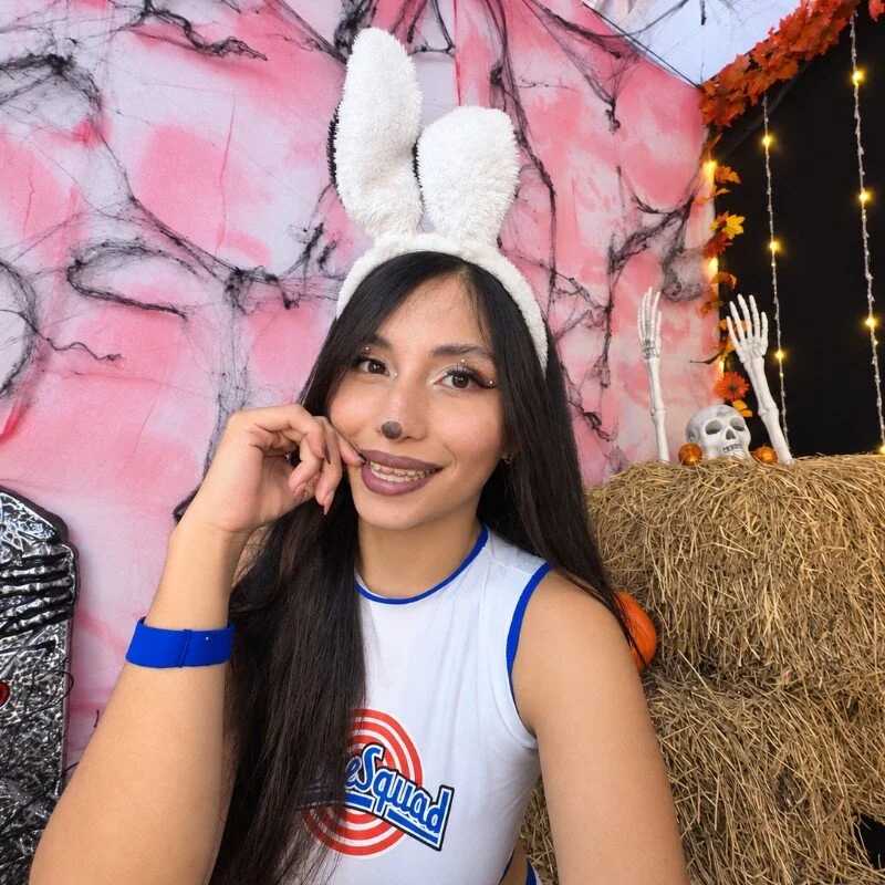 NayaFox_ — FansOnlyX creator profile