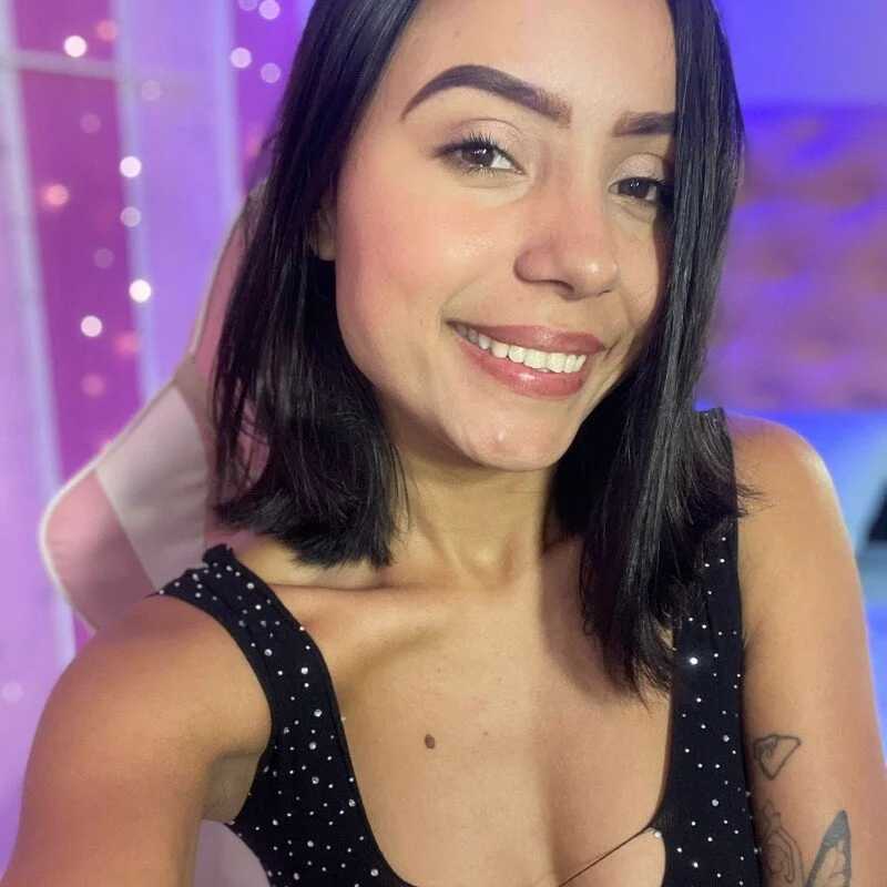 julieta_fn — FansOnlyX creator profile