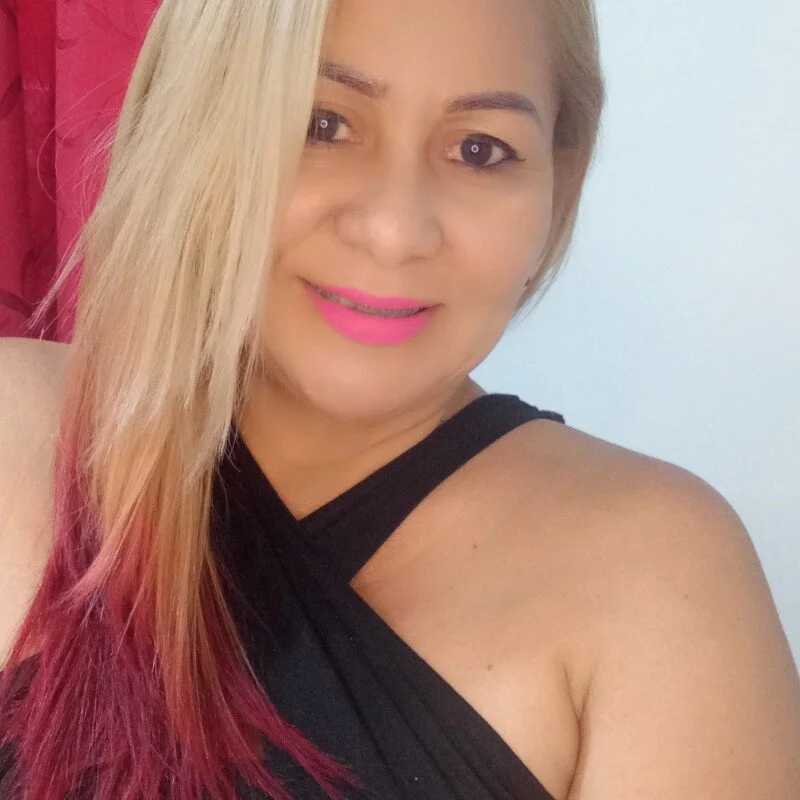 mariana0x — FansOnlyX creator profile