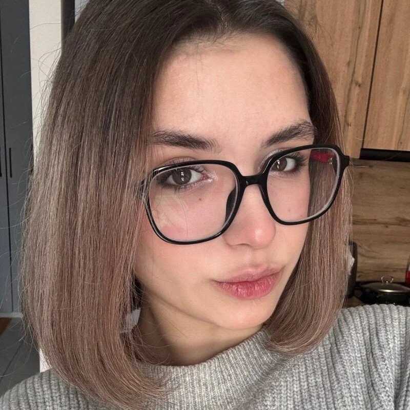 AnnaVelvetFire — FansOnlyX creator profile