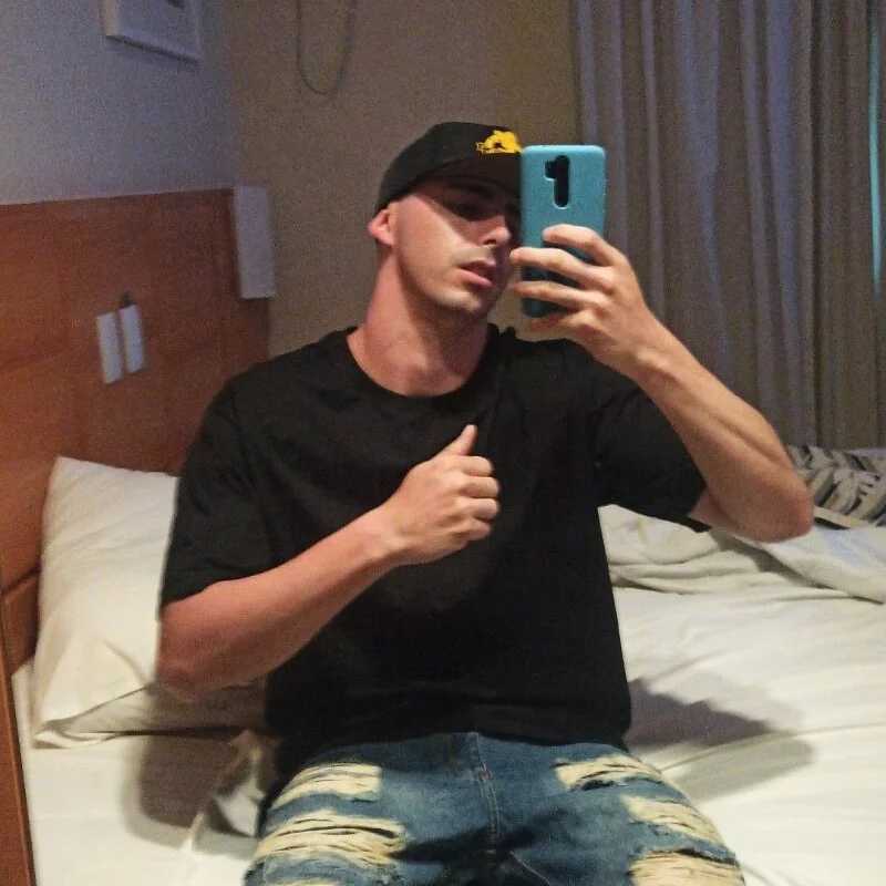 dhouglasdg — FansOnlyX creator profile