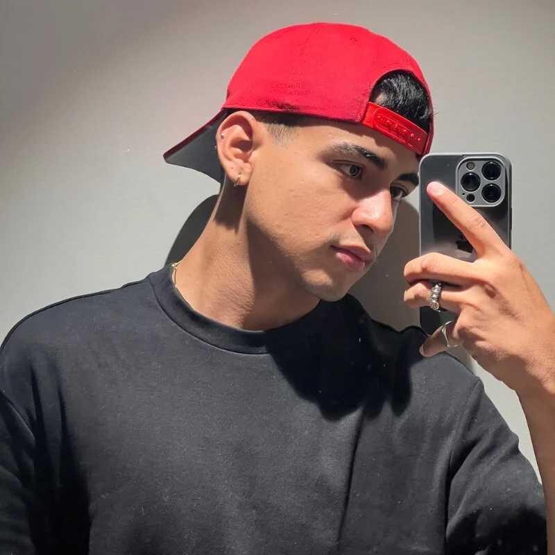 Daniel_Hot276 — FansOnlyX creator profile