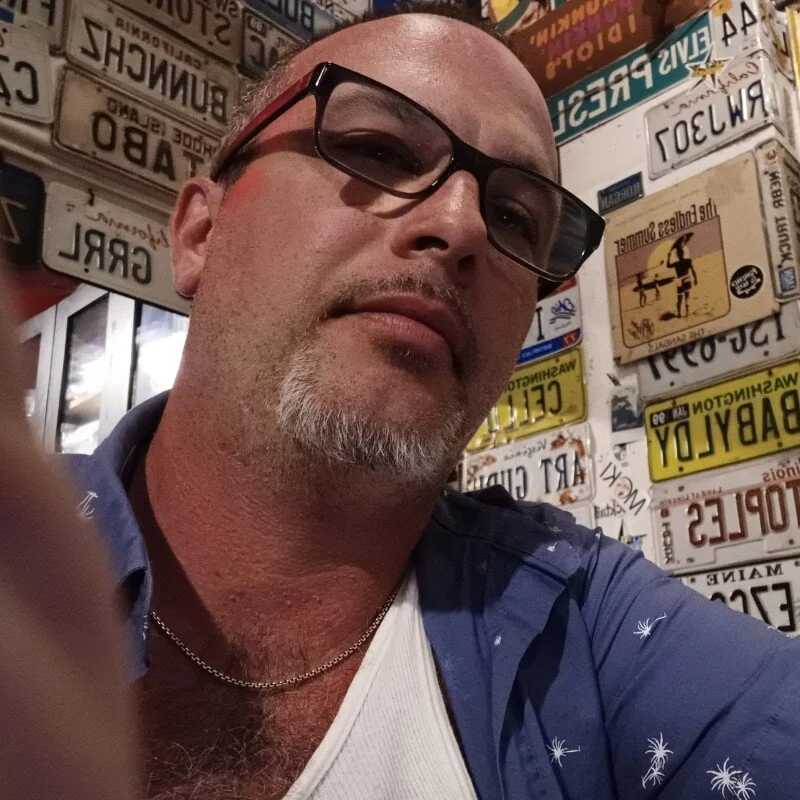 Slinkypoppet — FansOnlyX creator profile