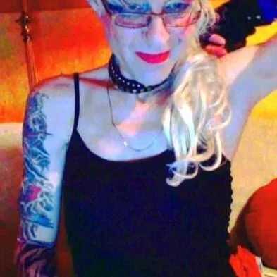 cuxladyboy — FansOnlyX creator profile