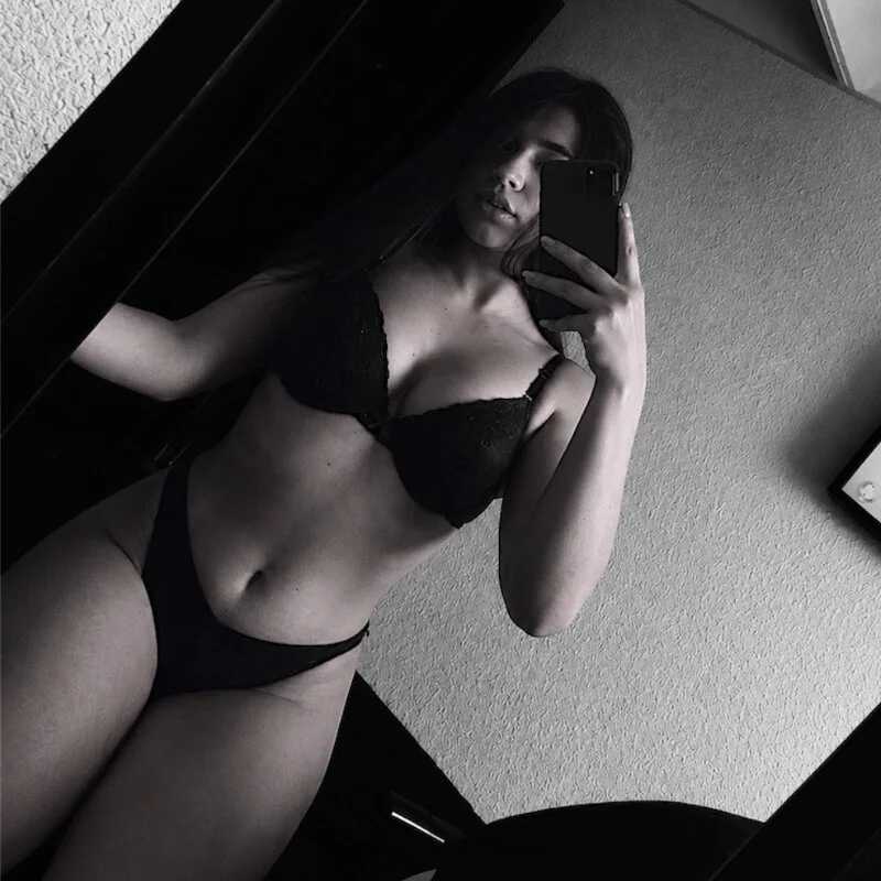 Nina_Vesper — FansOnlyX creator profile