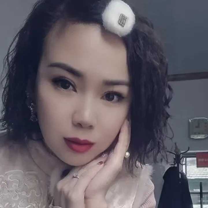qinqin428 — FansOnlyX creator profile