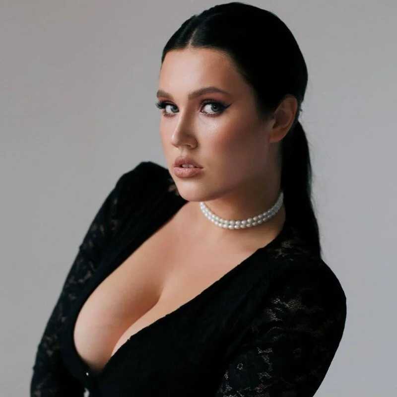 Kassandra__grey — FansOnlyX creator profile