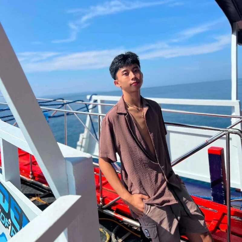 fuckboy_reyx — FansOnlyX creator profile