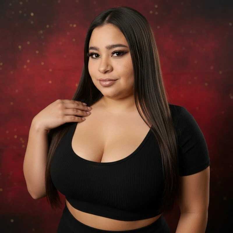 Roxy_Roxx — FansOnlyX creator profile