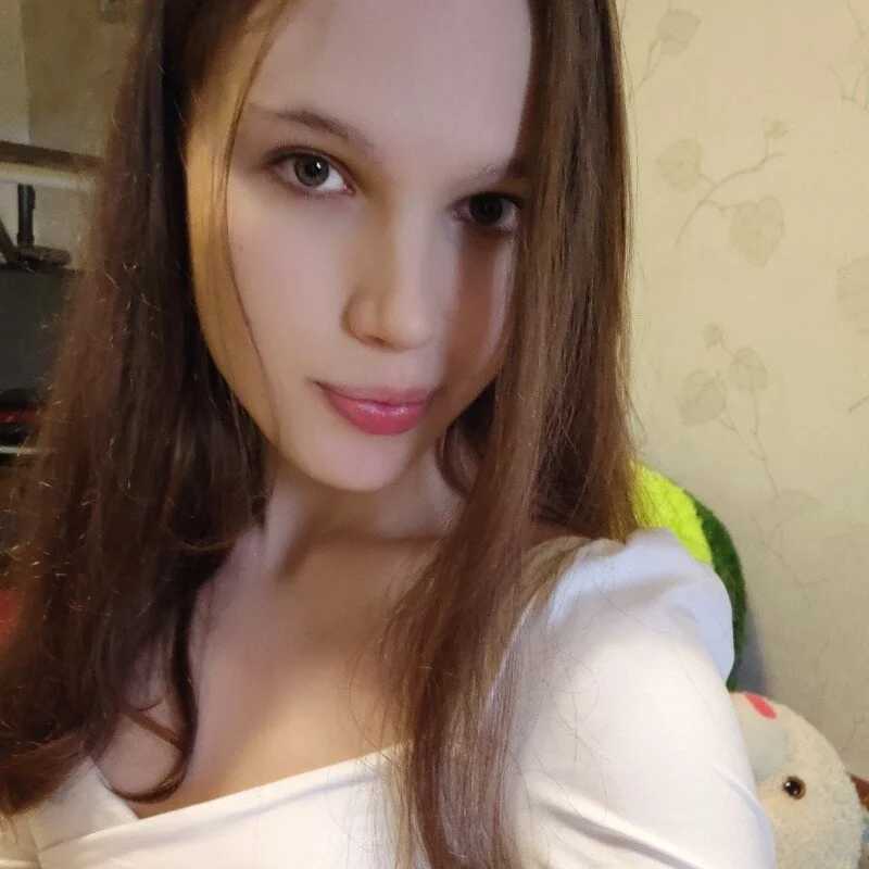Annatomnaya — FansOnlyX creator profile