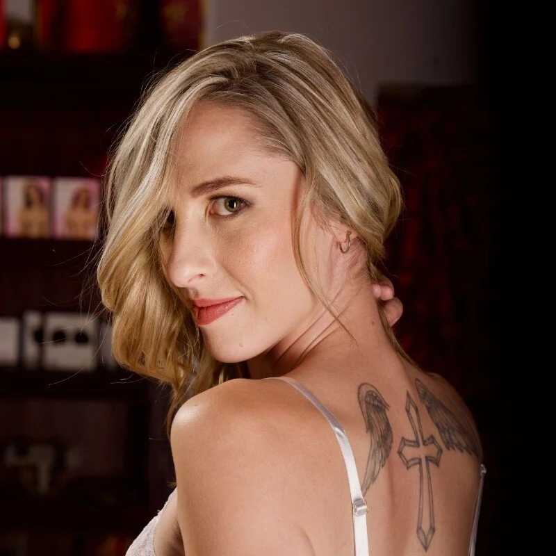 LacyLexi — FansOnlyX creator profile