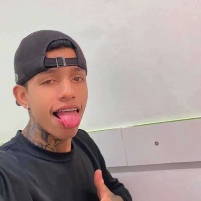 Guilherm02 — FansOnlyX creator profile
