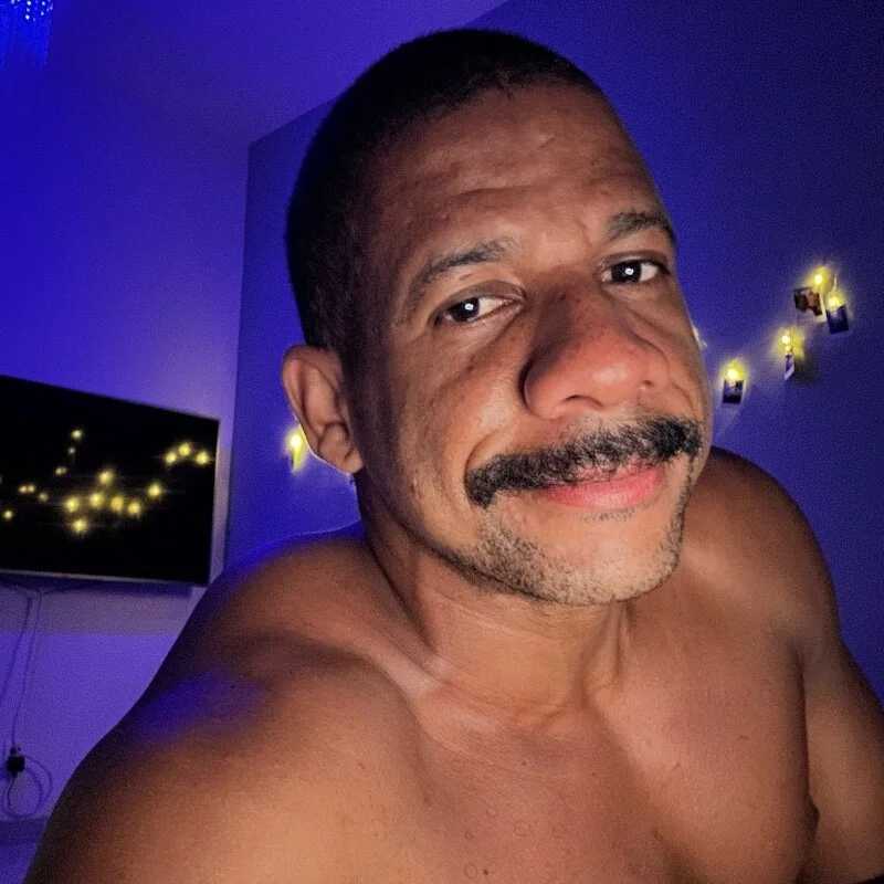 HugoCarioca2 — FansOnlyX creator profile