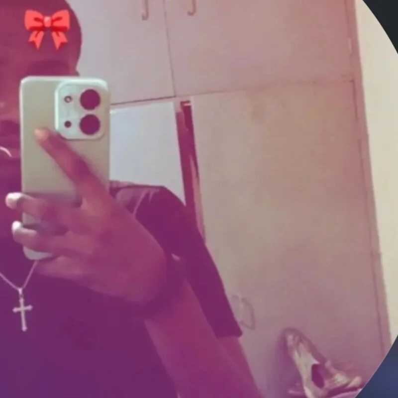 Pen_y — FansOnlyX creator profile