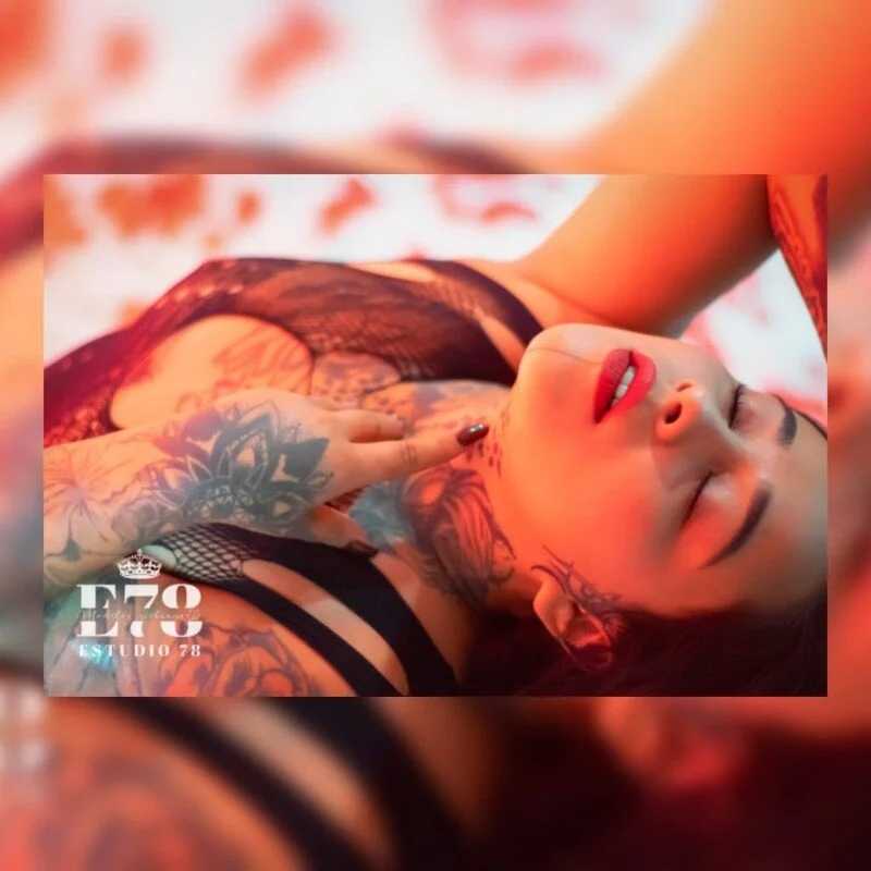 Black_roseee — FansOnlyX creator profile