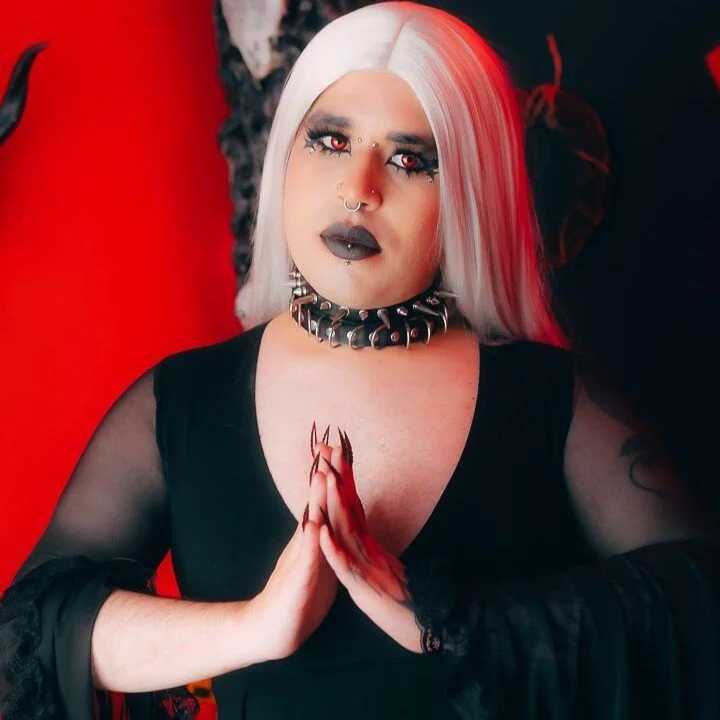 Lexxxxx__ — FansOnlyX creator profile