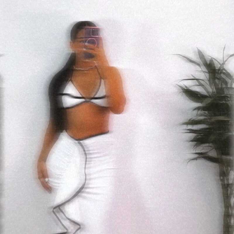 Mia_Zey — FansOnlyX creator profile