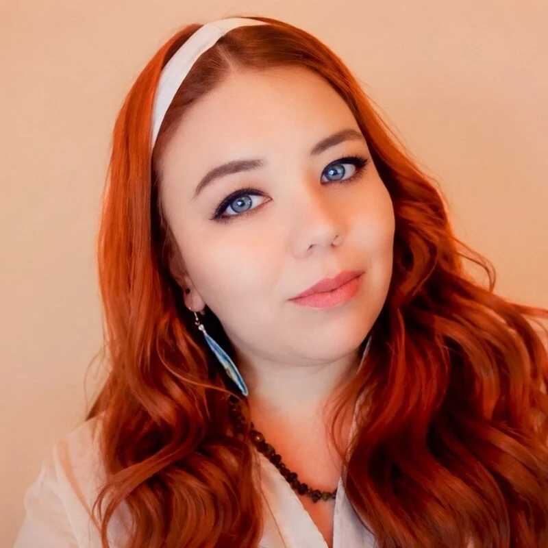 Scarlet_Royale — FansOnlyX creator profile