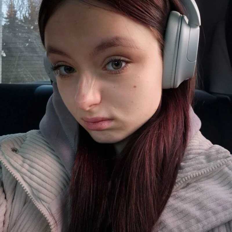 JoanieBelrose — FansOnlyX creator profile