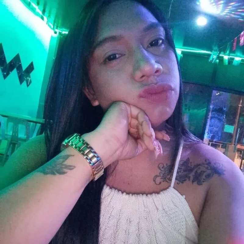 ellah_morenax — FansOnlyX creator profile