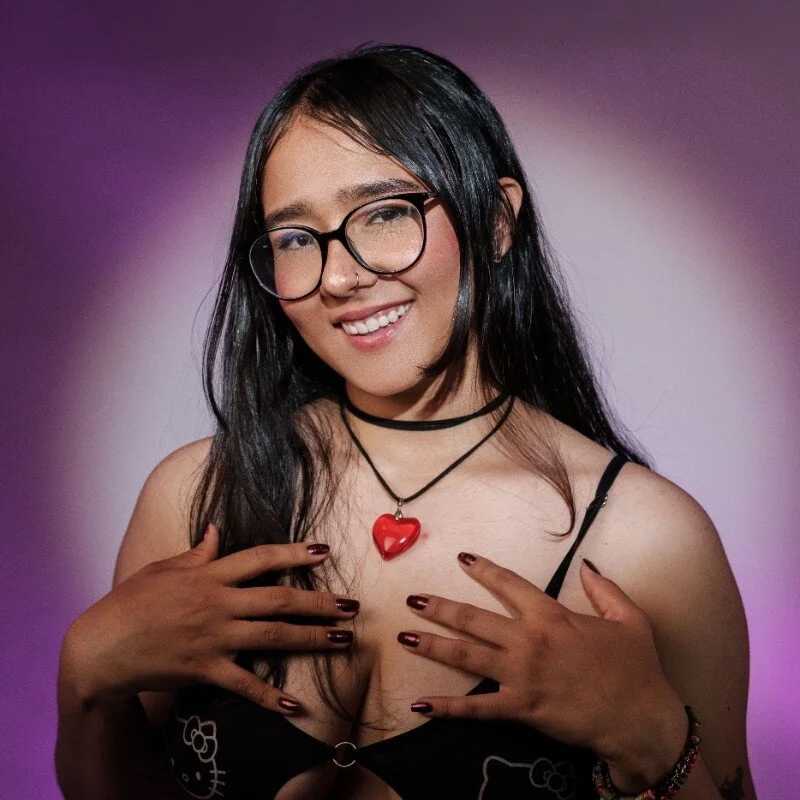 VioletJoness_ — FansOnlyX creator profile