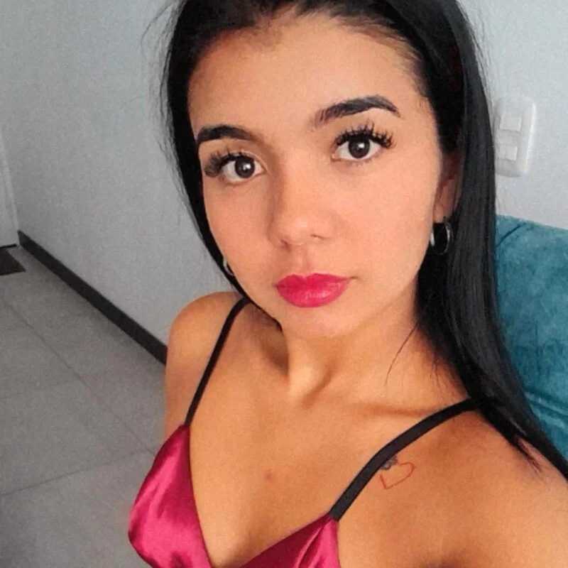 emily1_ — FansOnlyX creator profile