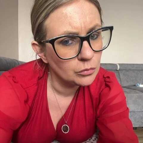 lady_gloria69 — FansOnlyX creator profile