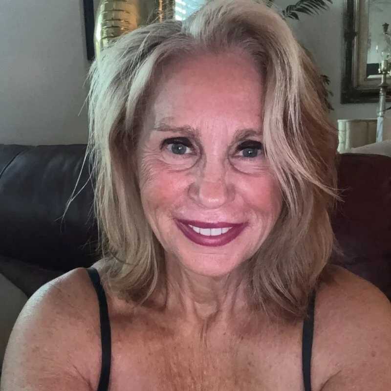 hotblondemilf1962 — FansOnlyX creator profile