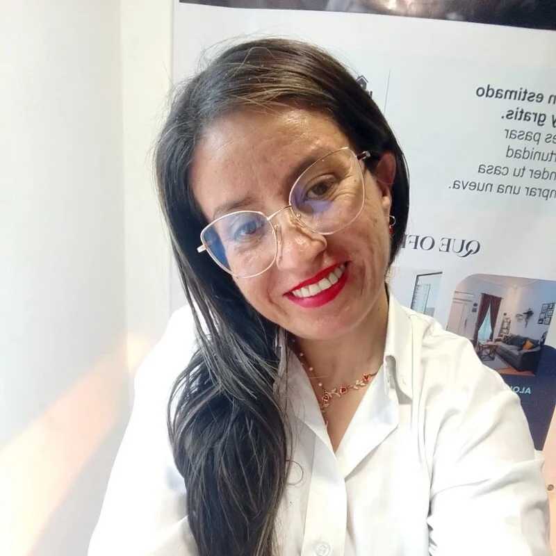 Valentina--1 — FansOnlyX creator profile