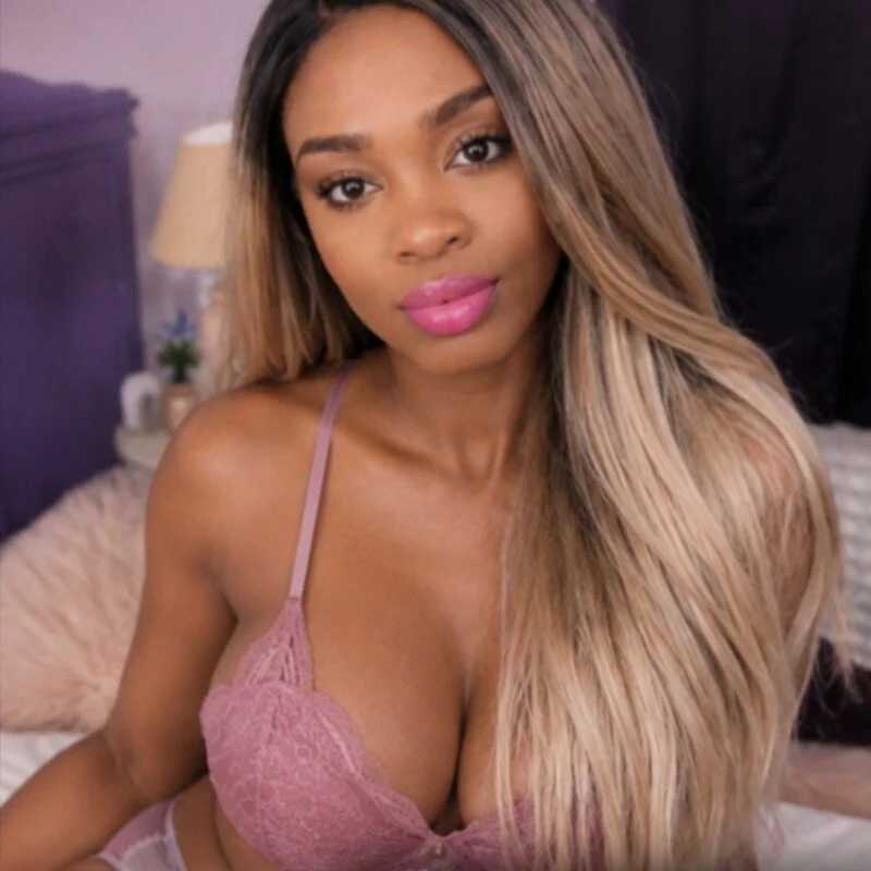 Priskaa — FansOnlyX creator profile